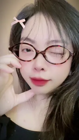Gần 3 chục mà k có gì trong tay ,đến cái xe đạp cty cũng mua cho 🥰 