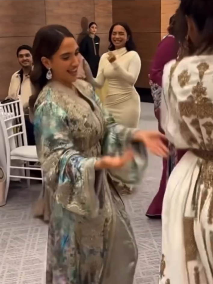 دعاء و سارة ولعوووها 💃🏻❤️#سارة_الورع #saraalwari #ghaith_marwan #غيث_مروان #مالي_خلق_احط_هاشتاقات #explore #like #aura #سارة_غيث_مروان  حفلة عيد ميلاد دعاء@Sara Alwari 