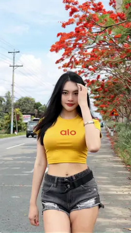 Người là Hoa là Giấy chăng? #miriahlushopdaily #miriahlushop #aocroptop #aoxinh #aothun #aodepdibien #aodepdichoi #phoidoxinh 