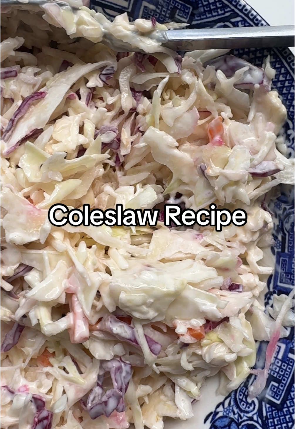 COLESLAW RECIPE 🥕 : - 1 bag shredded cabbage and carrots - 1 tsp salt - 1 tbsp vinegar - 1/2 tbsp sugar - 1/2 cup mayo  - salt and pepper - juice of half a lemon  Mix and serve! This is my go-to easy basic coleslaw recipe. You can add mustard, pickle relish, or pineapple if you like :) #coleslaw #Recipe #homecooking 