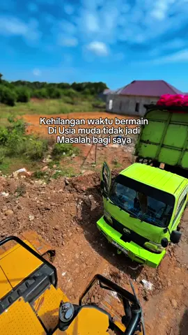 #operator_excavator #operatormudapunyacerita #alatberat #fyp #fypage #foryou #lewatberanda 