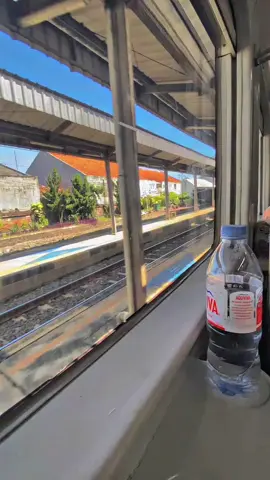 Klo di kereta bawaannya sedih mulu #keretaapiindonesia #vibes #kai #fypシ゚#4u 
