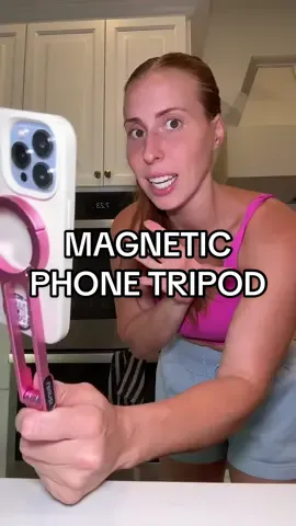 Used this in 10/10 of my last viral videos #phonetripod #tripodstand #tripod #contentcreator #contentcreatortips #contentcreation #contentcreationtips 