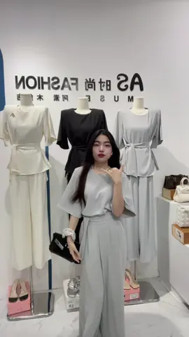 အသစ်ရောက်သော style pants ရေခဲသား အိအိလေး🥰❤️ မှာယူလိုပါက Telegram ➡️@asfashion702 WeChat ➡️assssas123123 ကို ဆက်သွယ်မှာယူနိုင်ပါတယ်ရှင့် ❤️ #ASFashion🏡 #muse #outfit #fashion #OOTD #မူဆယ်မြို့တစ်နေရာ😘😘😘 #OOTD #foryoupage #fyppppppppppppppppppppppp 