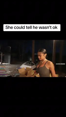 India making sure Moo was ok after seeing him down #ddg #moodia #indialovewestbrooks #capaholics 