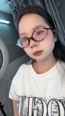 Đẹp là quyền – makeup là vũ khí 💋 📍 Makeup tại BOT Beauty ⏰ Nhận lịch mỗi ngày – số lượng có hạn! #viral #xuhuong#bienhinh #makeup 