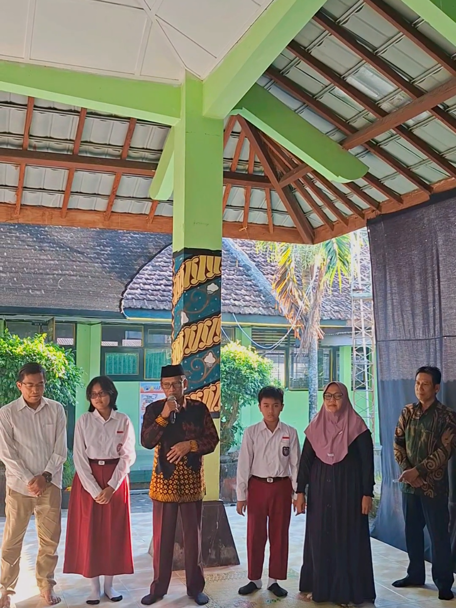 Penyerahan Siswa Baru & Persiapan MPLS SMPN 2 Bambanglipuro Tahun Ajaran  2025/2026 #mpls #mpls2025 #mplsramah #mplsbantul #mplsesperoba #esperoba #muridbaru #ppdb #spmb #masapengenalanlingkungansekolah 