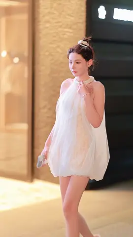 #StreetFashion #fashion #streetwear #modeling #womenswear #girlsoutfit #fyp #100k 