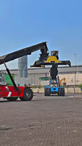 ihhuh😂🤭 #spiltambaklangon #ptspil #surabaya #masukberanda #fyp 