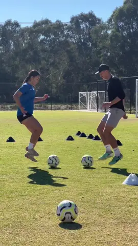 TOUCH TOUCH 🙌 #footballtiktok #football #footballtiktokacademy #footballtogether #Soccer #fyp #melbourne #melb #skills #fy #aussie #hardwork #soccertiktok #ballers #australia #totalballermelbourne #touch #futbol #goal 