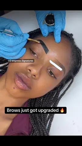 WhatsApp 08071457506 to book an appointment  📍no 19 Adesuwa beside zone 5 police station Gra Benin city  #browgoals #browsonfleek #browlamination #TikTokBeauty 
