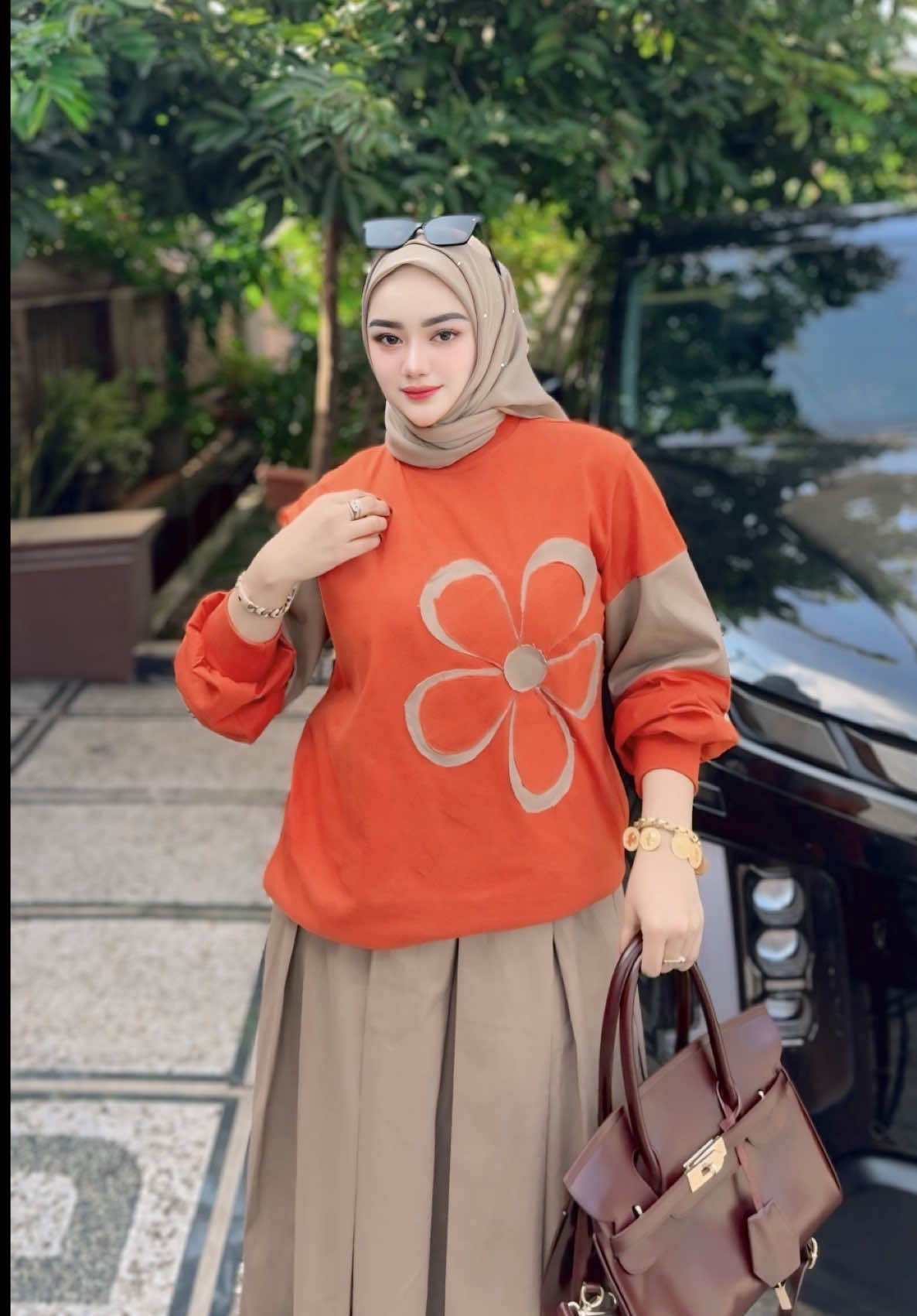 Hanya Di LIVE Uni ara🔥