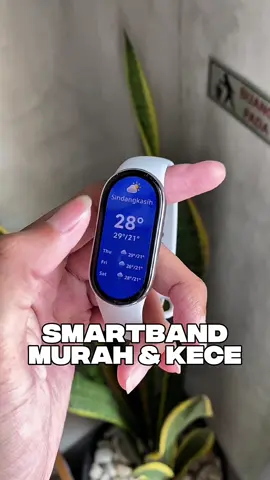 Udah 3 hari pakai Xiaomi Smartband 10, dan hasilnya bikin puas. Layar lebih lega, tracking olahraga makin akurat, baterai tahan lama. Dipakai lari, tidur, sampai kerja, semua data langsung ke-monitor. Kalau kamu cari smartband yang lengkap dan fungsional, ini jawabannya . . . . . . #satukontentiaphari #30harireviewproduk #fyp #techtok #smartband #xiaomismartband10 