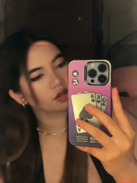 it’s me and my smokey eye makeup against the world #4upageシ 