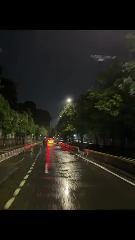 maka tenang saja, kita disini berdua nikmati sementara yang ada.