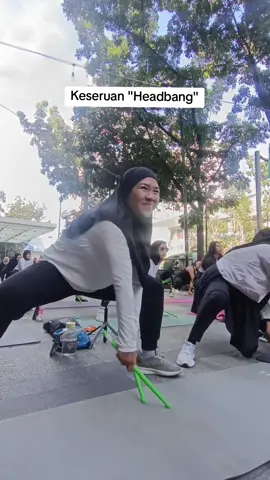 Figure It Out (Royal Blood) 👩‍🎤 #masukberandafyp #poundfitbandung #poundfitindonesia #poundfit #headbang 