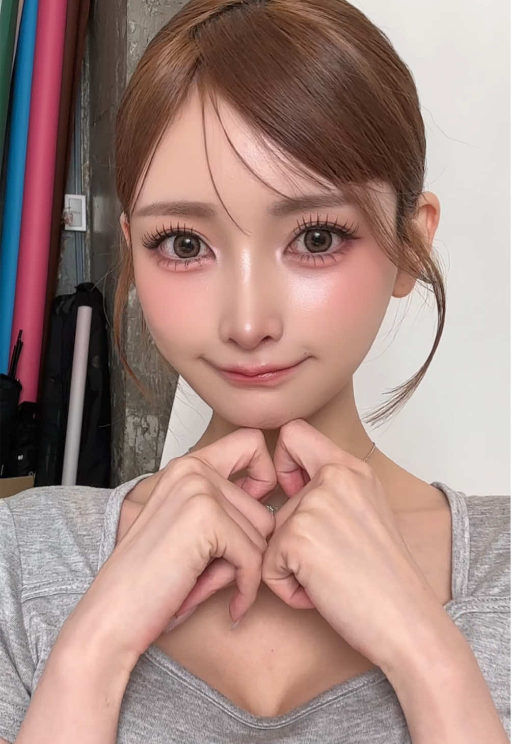 7月カレンダー撮影📸太眉お姉さん
