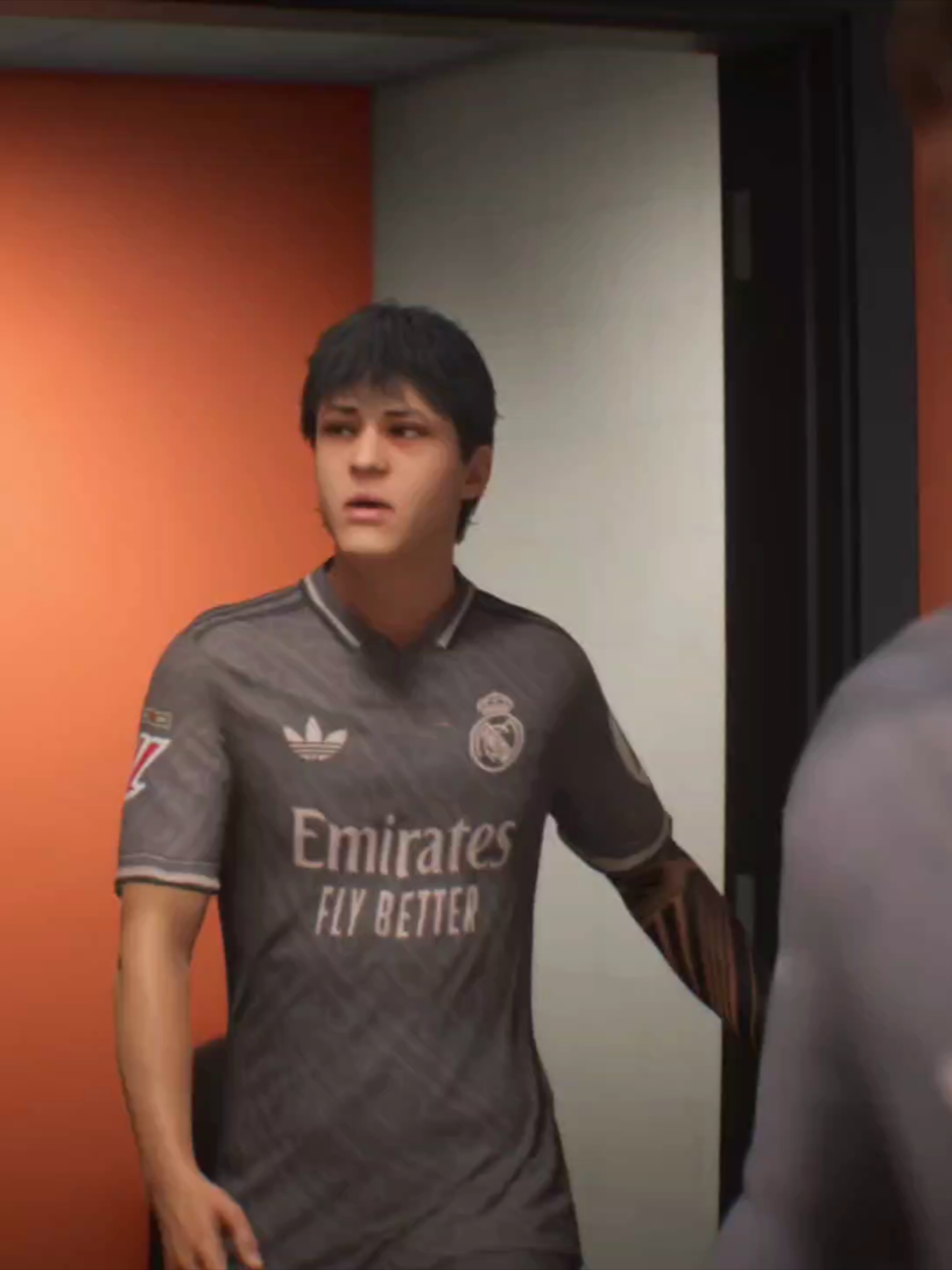 habis kena bantai 4-0😭, btw order gamenya dibio, support hp kentang juga. Tampilan dari PS5, di HP gak jauh beda sih!#fyp#fc25#fc24#GameHP#carrermode#xcloud#xboxgamepas#realmadrid#madrid#jerman#foryoupage#foryou#android