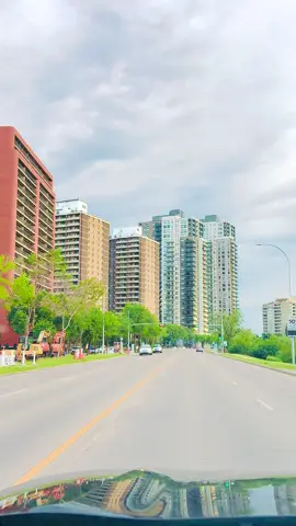 My home jasper ave 🏠 ❤️🇨🇦#somalitiktok #muqdishotiktok🇸🇴🇸🇴❤ #duet #fyp #fly #edmonton #views #reaction #couple #flypシ #photography #muqdisho #morning #CapCut 