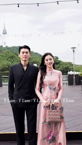 Áo dài hồng nhẹ, dáng vừa xinh – như quay lại tuổi 30 #aodai #aodaivietnam #aodaicuoi #aodaime #aodaitrungnien #aodaitruyenthong #xuhuongtiktok #aodaithietke #aodaiylam #aodaibasui #xuhuong 