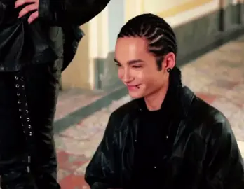 توم 2010 🫦#tomkaulitz #billkaulitz #tokiohotel #2000s #fypシ゚ #viral 