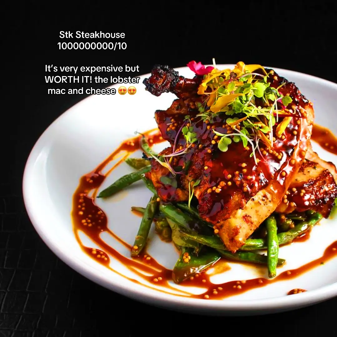 #fyp #southflorida #cuisine #jamaican #haitian #stksteakhouse #peiwei #bernyskitchen #snappersfishandchicken  🍽️ Must-try dishes: Coconut Curry Shrimp(Pei-Wei)  📍 Location: South Florida  🔥 Flavor descriptions: Jamaican,Haitian, American, and Asian 💁 Service quality: GREAT SERVICE