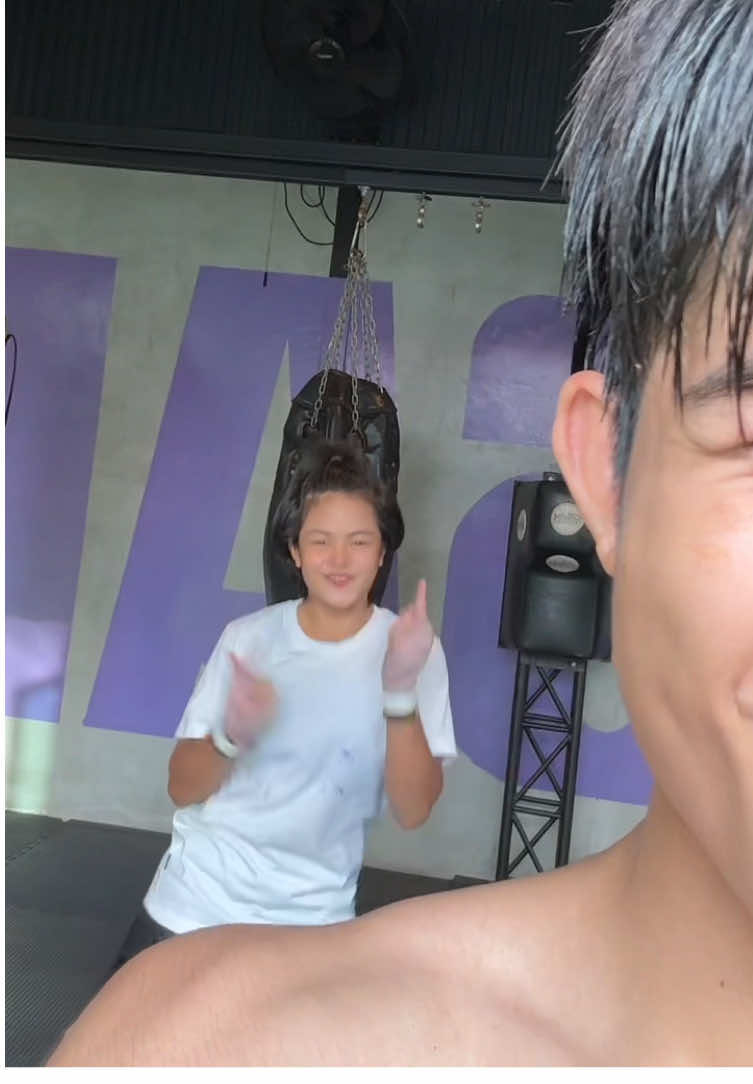 ดุ๊กดิ๊กๆ#phettechin #nongmon #bangsanfightclub 