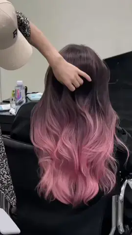 Balayage hồng khí xinh ạ #tienseoul #tiệmtóctiếnseoul #nối_tóc_tiến_seoul #xuhuong #uốntoc #salontocbinhduong 