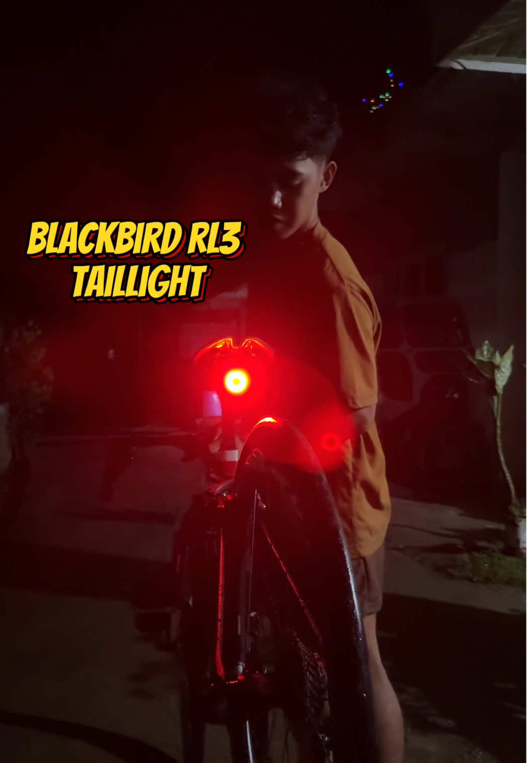 Replying to @Drey🫰 Panalo kana sa smart taillight nato mga paps😄💙 #taillight #blackbirdsport #rl3 #bikelight #bike 
