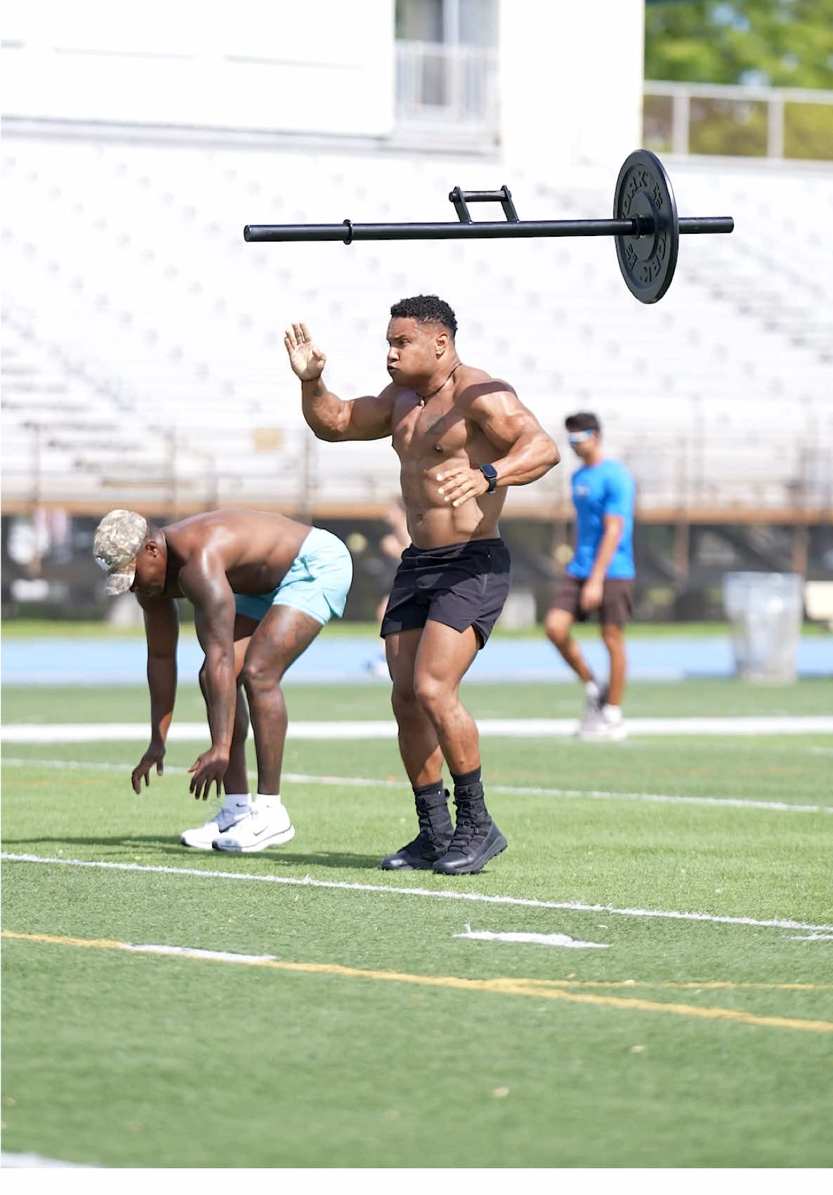 “Link in bio” to start your journey with me  Function 210lbs I’m 5’8 Been doing calisthenics for 9 years and functional bodybuilding for 5 Ready for life is the goal #hybrid #hybridtraining #workoutmotivation #beastmode #fitnessjourney 