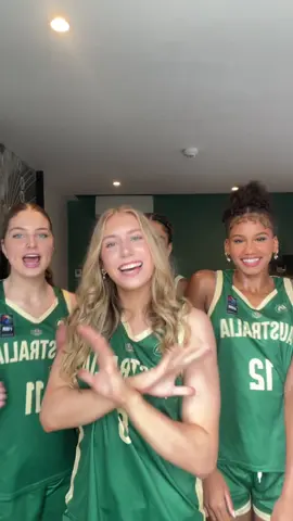 euro summer + some basketball 🙂‍↕️ @madi ryan @monique_williams11 @tay 