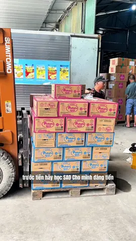 Không có ngành nghề nào là dễ kiếm tiền cả, nghề nào cũng có những vất vả riêng #nambanhkeo #khanhminh #congviec #fyp #banhkeo #vieclam 