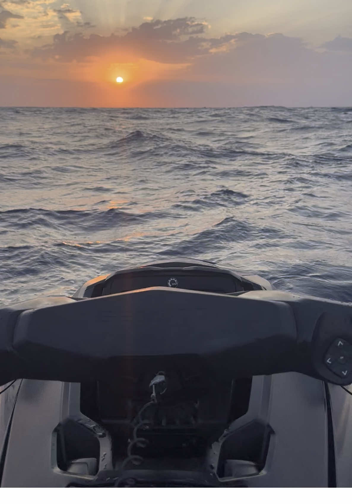 it's unreal to watch the sunset from a jetski and nothing matters, just you and sea …  #sunset #mallorca #jetskivideos #fyppppppppppppppppppppppp #mallorcasunset #jetskivibe #sea 