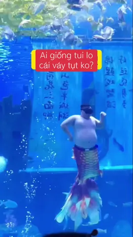Tôi lo cho cái váy của ông ấy quá. Sợ nó tụt  😝 #thinhhanh #xuhuong #fyp #nangtienca #vuive #lenhung68 