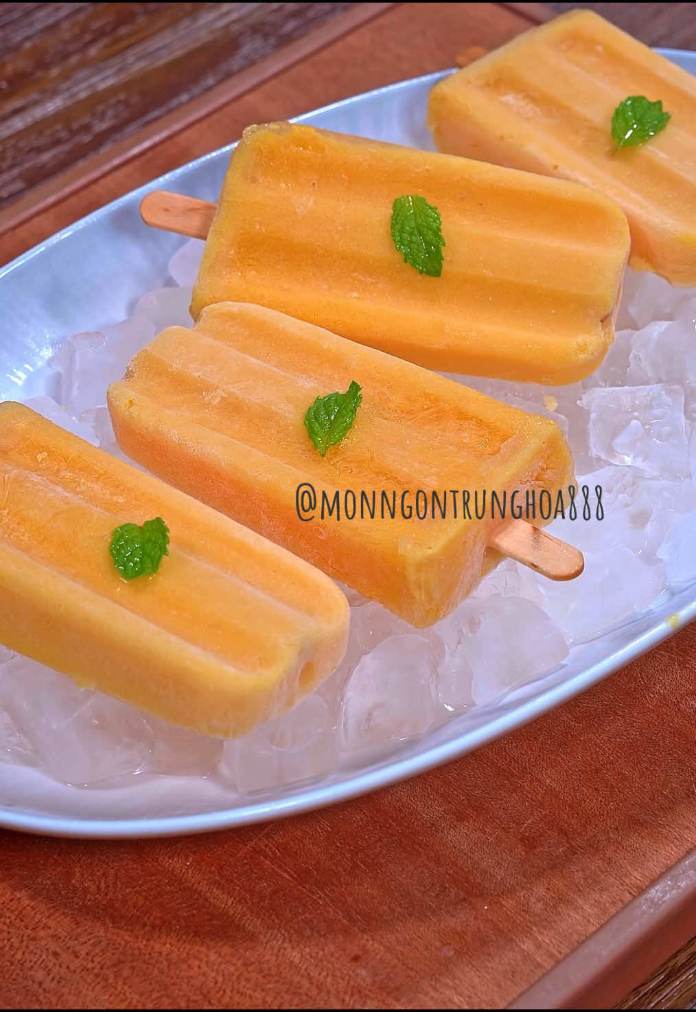 Mọi người chú ý nhé, đây chính là cách ăn ngô thần thánh đang gây sốt trên mạng gần đây! Thời tiết ngày càng nóng, các thành viên trong gia đình dễ bị khô miệng khát nước, mình phải làm món này 4-5 lần mỗi tuần. Tự làm không chất phụ gia, mát lạnh giải nhiệt, người lớn trẻ nhỏ đều mê trong mùa hè. #ngon  #amthuctrungquoc #ẩmthựctrungquốc #ẩm_thực_trung_quốc #ẩmthựctrunghoa #móntrungquốc #ẩmthựctạinhà #mónngontrungquốc #mónngonmỗingày #mónngonmổingày #monngontrungquoc #monngontrunghoa #amthuc #monngon #anthuctiktok #monngontiktok #monngonvietnam #amthucvietnam #amthuctuxuyen #doan #đồăn #đồănngon #mónngon #mónngontạinhà #mónngontrungquoc #nhàhàng #giavị #họcnấuăn #họcnấuăntheotiktok #họcnấuănngonmõingày #họcnấuănthôi #nấuăn #đầubếp #ăn #ngon #súp #nhàhàng #ăn #uống#đầubếp #nấuănởnhà #thuốcbổ #bổ #sắcđẹp #khỏemạnh #khỏe #nấm #súpnấm #ănkiêng #đồănngon #ngườibán #vitamin #làmtrắng #muasắm #mua #bữatối #bữatrưavuivẻ #nấuăn #họcnấuăntheotiktok #họcnấuăn #chợ #nộitrợ #dinhdưỡng #nghiệnmuasắm #sànhăn #ẩmthực #thíchănuống #thíchăn #ngườihoa #thựcphẩm #giavị #thựcphẩm #sứckhỏe #khỏe #tốt #đẹp #nhàăn #anvat #anvattrungquoc #họcnấuăn #họcnấuăntheotiktok #họcnấuănngonmõingày #họcnấuănthôi #nấuăn #đầubếp #ăn#súp #nhàhàng#uống#đầubếp #nấuănởnhà #thuốcbổ #bổ #sắcđẹp #khỏemạnh #khỏe #ănkiêng #đồănngon #ngườibán #làmtrắng #muasắm #mua #bữatối #bữatrưavuivẻ #nấuăn#nộitrợ#muataitiktok #muataitiktokshop #muasamcungtiktok #muasamtaitiktokshop #muasamonilne #nghiệnmuasắms #muasắmcùngtiktokshop #muối #tiêu#mónngonmỗingày #nauancungtiktok #LearnOnTikTok#monngon#nauan#mónngon#tapnaumonngon #monngon #amthuc #anngon #