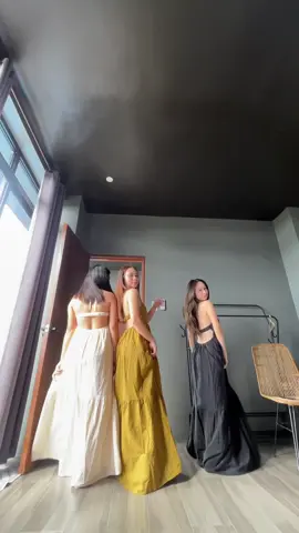 matchy dresses 💛 #dress #backlessdress #girls 