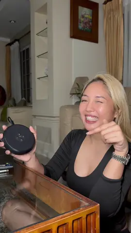 Professional speaker for all your virtual meetings!  Zoom certified.  But for all meeting apps. Crisp sound, all will be heard!  #speaker #virtualmeetingspeaker #emeetspeaker #emeetspeakerphone #speakerportable 