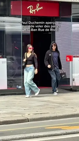 Paul Duchemin aperçu en train de voler la collection PUFFER @Ray-Ban X @A$AP ROCKY à la boutique RIVOLI 😂 SAVE THE DATE : EVENT RAY-BAN x @typosters le 12 juillet 2025 13h - 19h au 57 rue Rivoli  DJ SET / ANIMATION  *collaboration commerciale