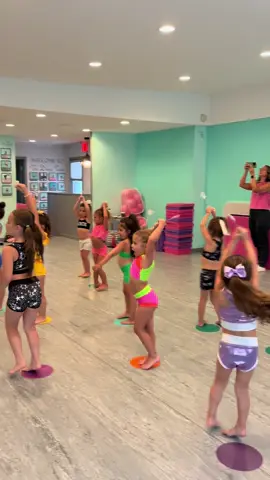 So much fun at our princess day!! So proud of everyone working so hard 👑 #thedancetutor #dance #fyp #dancecamp 