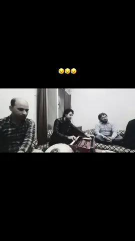 #هنرمند #هراتی #تقدیم #میکند #زنده_باد_انسانیت #🤍❣️🤍❣️ #🇦🇫🇦🇫🇬🇧🇬🇧 