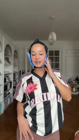 Le ballon de foot qui se prepare pour @adidas soutenir le football féminin ⚽️ publicité invitation 