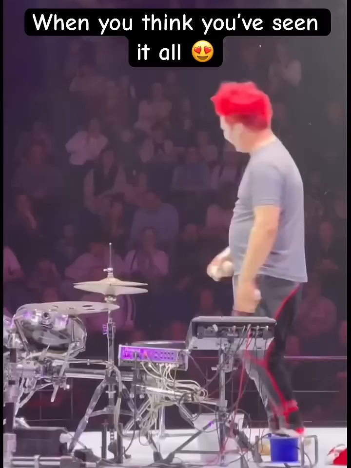 Musicians always have to be creative with the basics #drummers #drumming #concert #drum #drumbeat