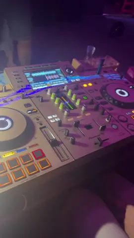 Tuyển nv tại mộc bài các e chưa việc làm alo a 