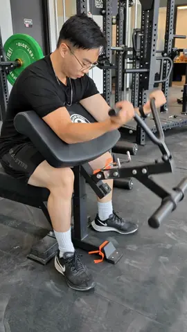 If you’ve got the bench, we’ve got the upgrades. 😉 With our Bench Attachments, you can turn one bench into a full-blown leg day, curl day, core day situation. Which attachment would you add first? . . . . . #bellsosteel #benchattachments #homegymsetup #garagegymlife #strengthtraining #fitnessequipment #liftathome #homegymlife #benchtraining #functionalfitness #gym #garagegymgear #garagegymcommunity #chestday #backday #homeworkoutgear