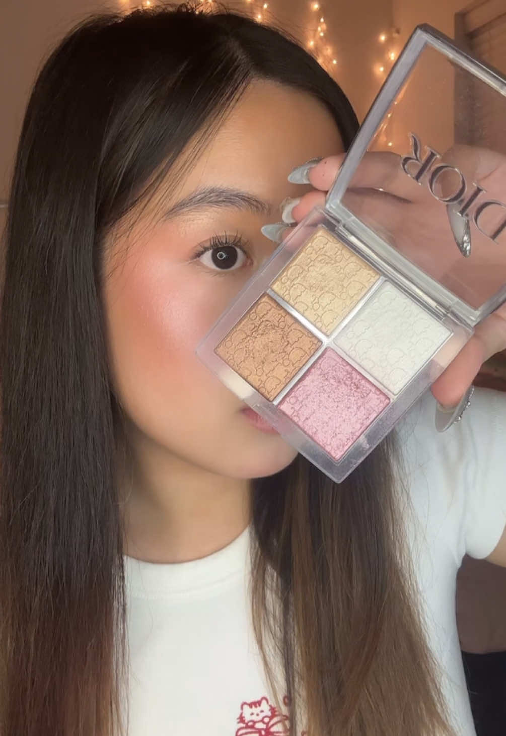 makeup spotlight: backstage glow face palette in 001 universal from @Diorbeauty ✨ one of my favorite highlighters! this beauty comes with a perfect blush & bronzer topper + champagne highlights for high points. this product truly is universal, allowing for a variety of combinations! ♡ #diorbeauty #diorhighlighter #makeupfavorites #makeupfinds #highlighter #makeupreview #makeupinfluencer #beautyinfluencer #beautyfavorites #beautyfinds 