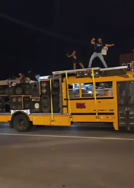 My little town gets more fun every day!  These guys plan to travel the country doing this in various cities 🫶🏻#somerset #ky #travel #rockout #random #busconversion #livinglife #lovinglife #kentucky #viral #fyp #foryou 