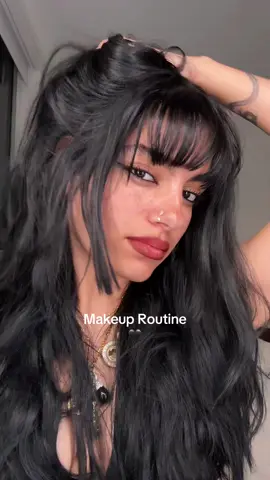 @Charlotte Tilbury black eyeliner  @Iris&Romeo mascara  @Kylie Cosmetics lip liner in maple  @Kosas setting spray 