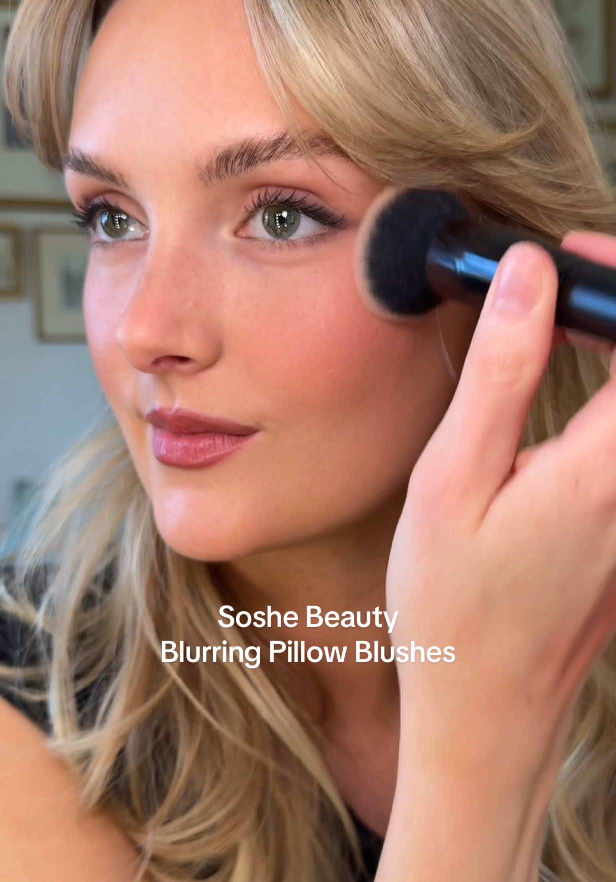 Trying the new blurring blushes from @SOSHE Beauty and I’m IN LOVE #makeupfirstimpression #makeuptryon #makeupreview #indiemakeup 