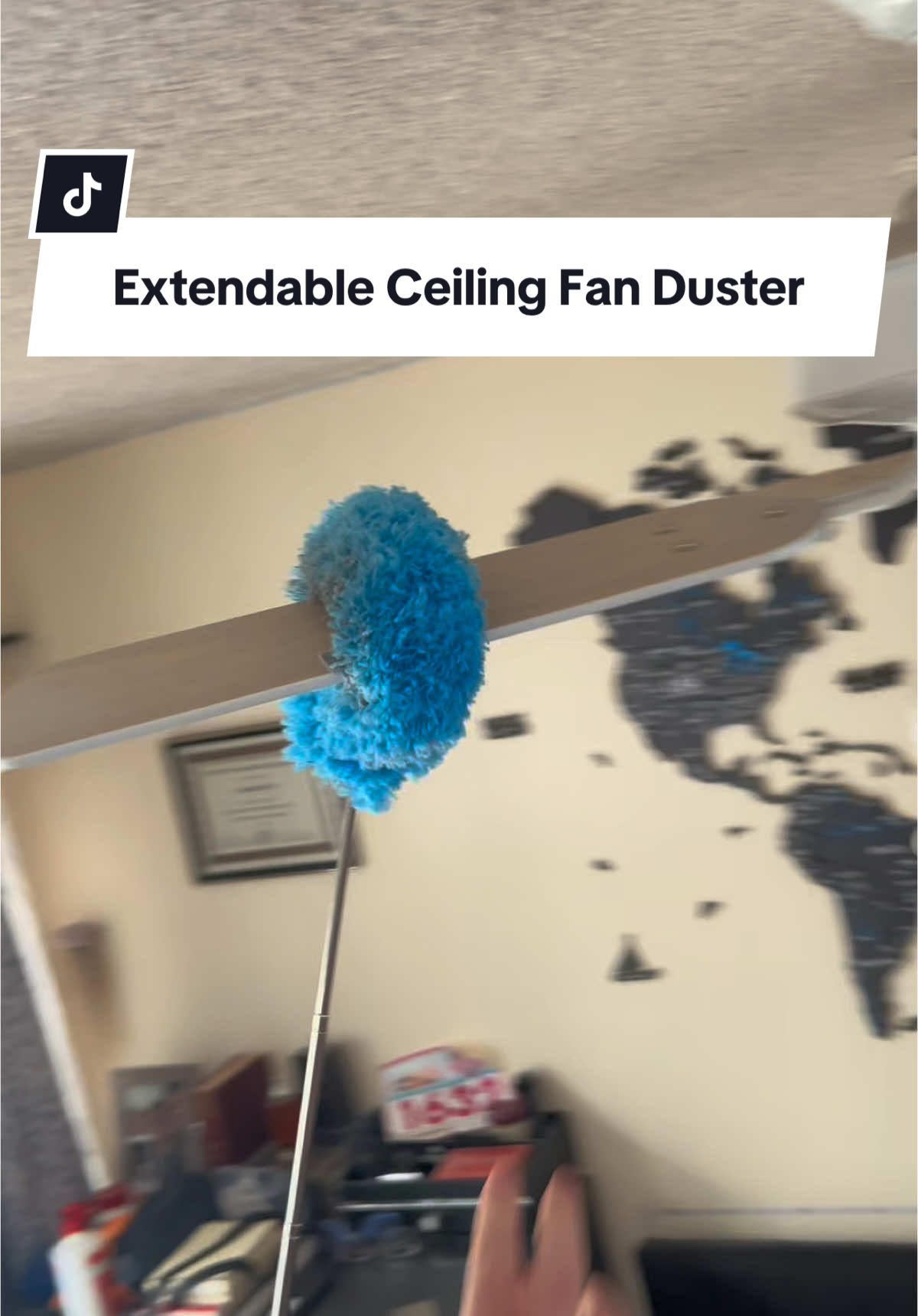 Makes dusting really easy #duster #fyp #CleanTok #dust 