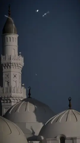 في يوم الجمعة🖤 #جمعة_مباركة #صلي_علي_النبي_ #المخرج_يحيي_البحيري #شعر #مشاهير_تيك_توك #explore #تصميم_فيديوهات🎶🎤🎬 